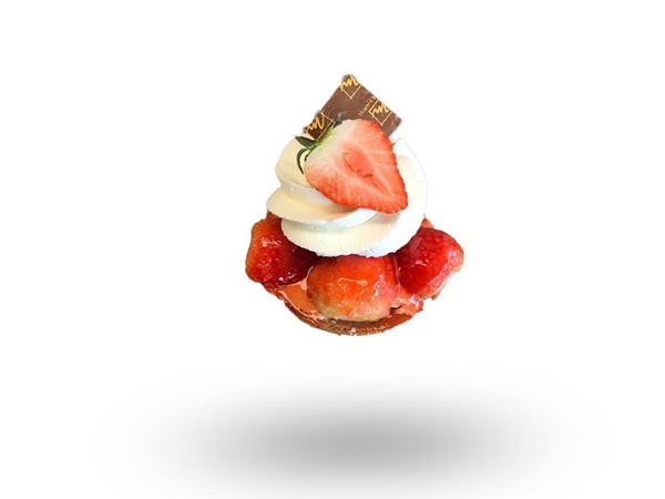 Aardbeienvlaaitje met slagroom